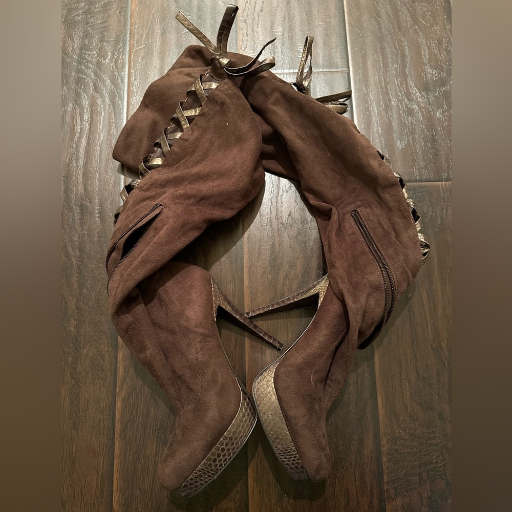 Bebe Madison Boot - Picture 4 of 9